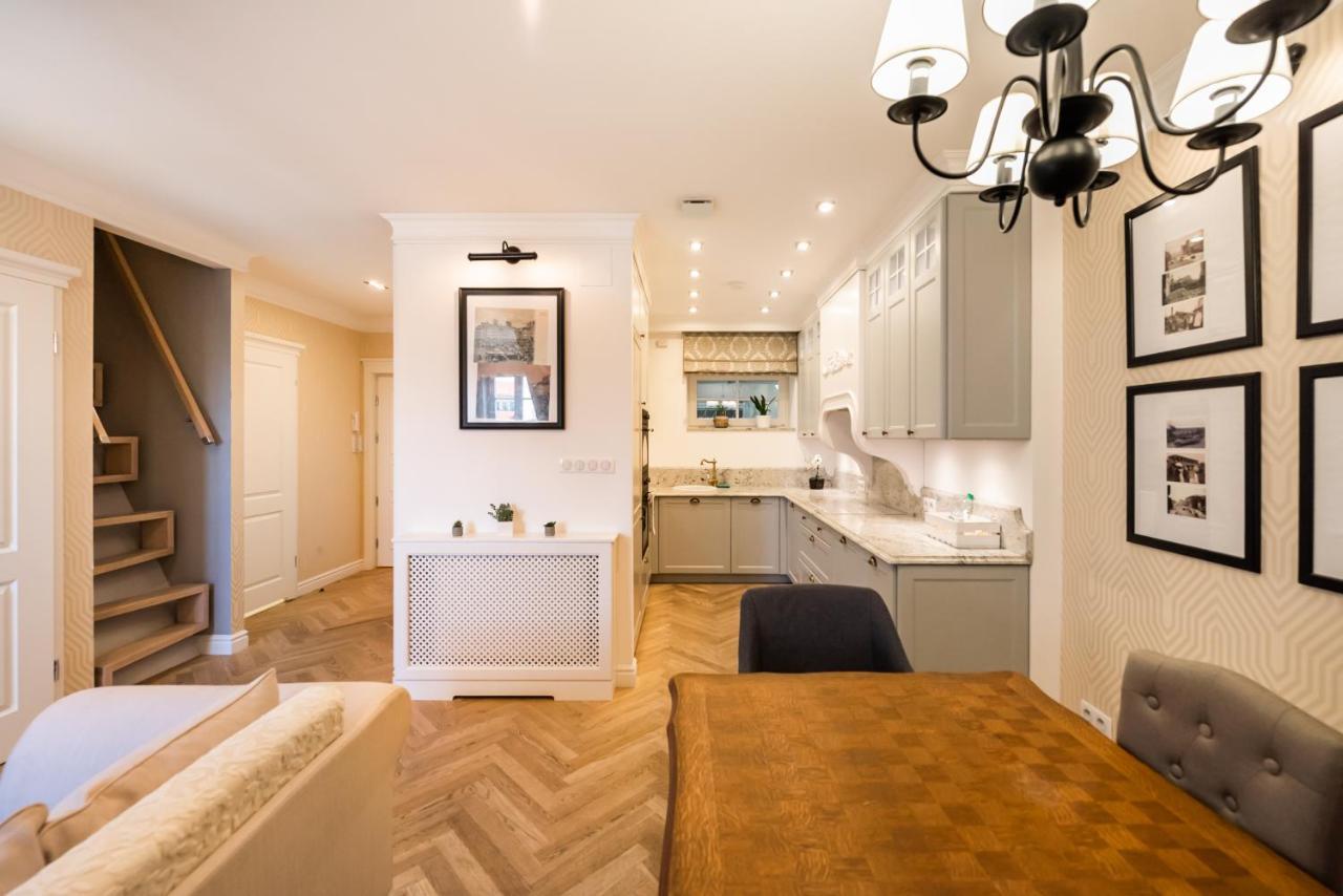 Lovely Apartment In The Heart Of Varsavia Esterno foto
