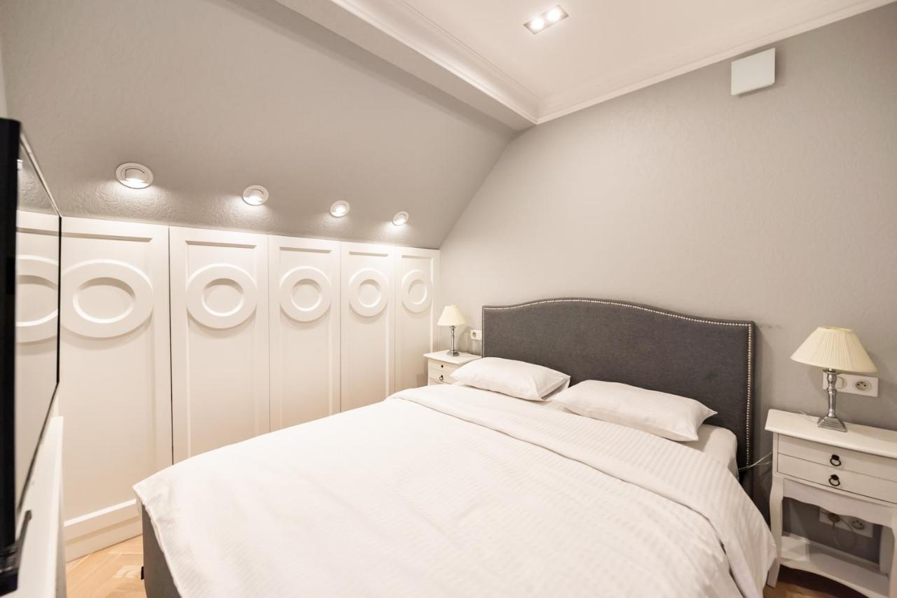 Lovely Apartment In The Heart Of Varsavia Esterno foto