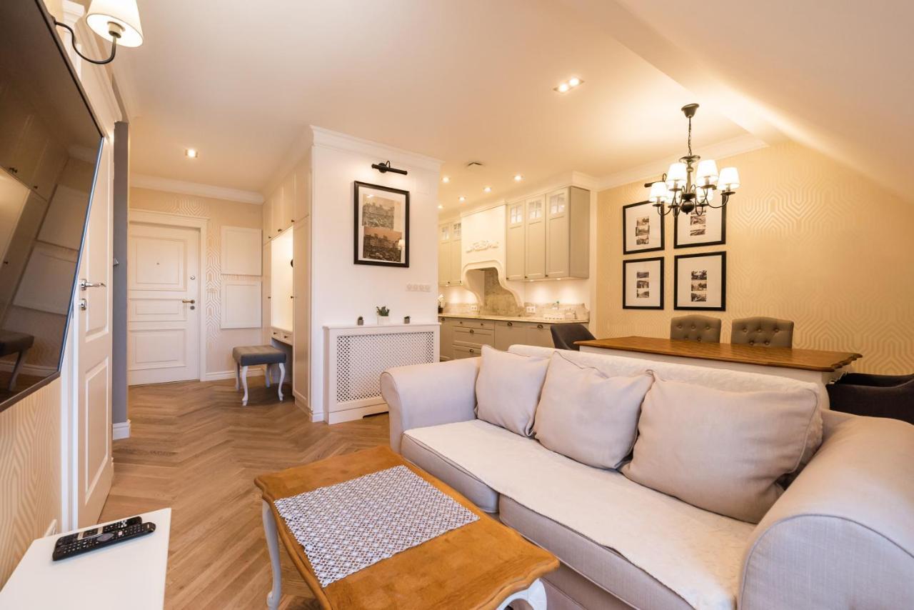 Lovely Apartment In The Heart Of Varsavia Esterno foto