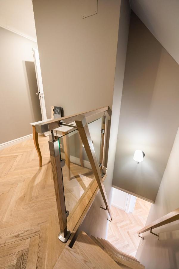 Lovely Apartment In The Heart Of Varsavia Esterno foto