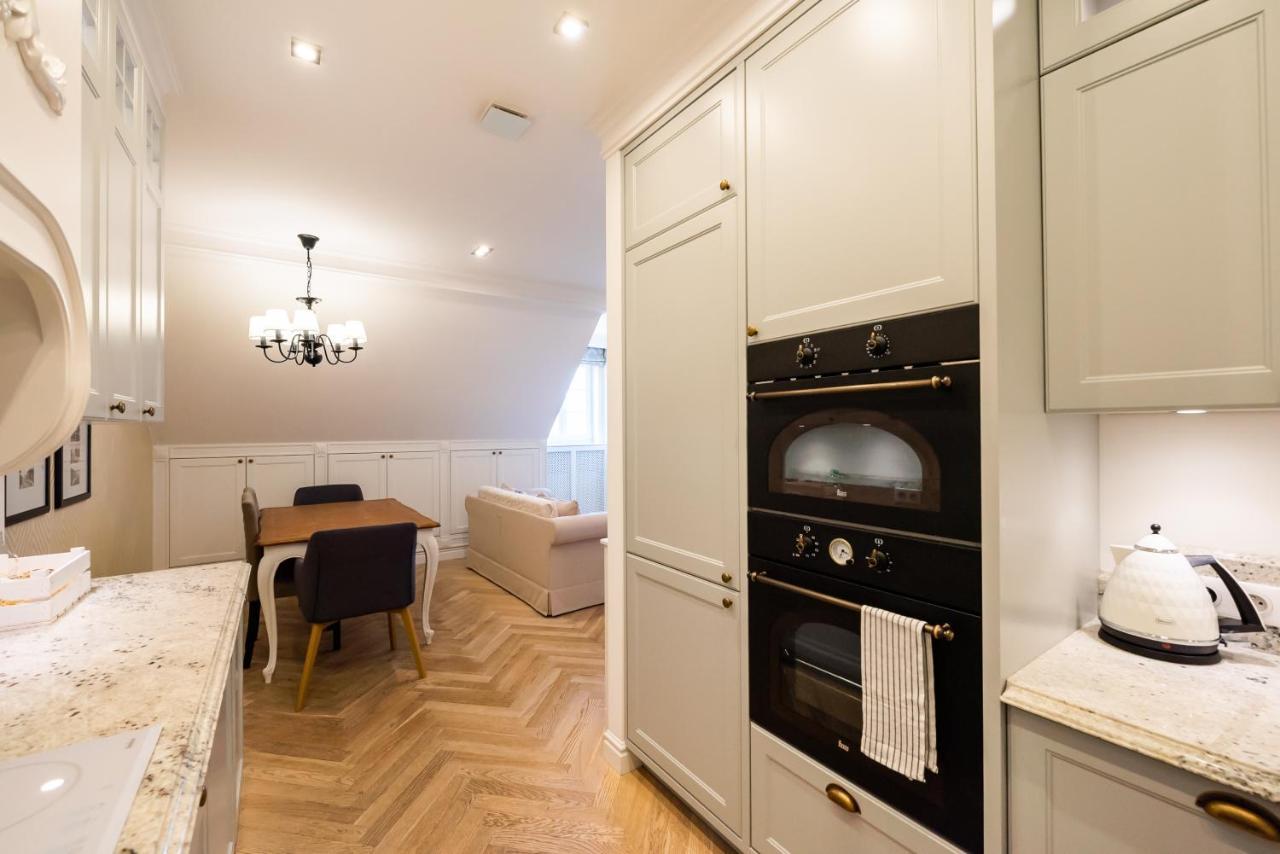 Lovely Apartment In The Heart Of Varsavia Esterno foto