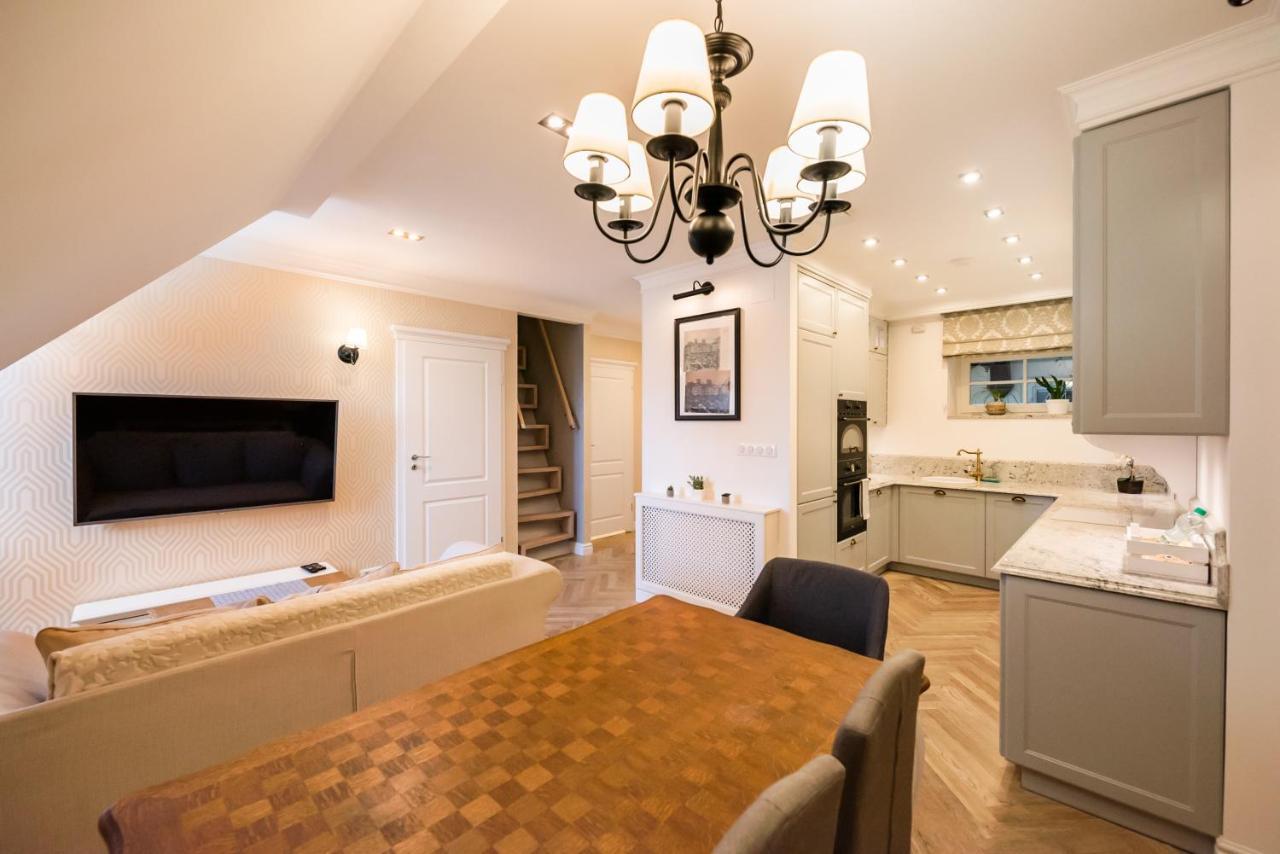 Lovely Apartment In The Heart Of Varsavia Esterno foto