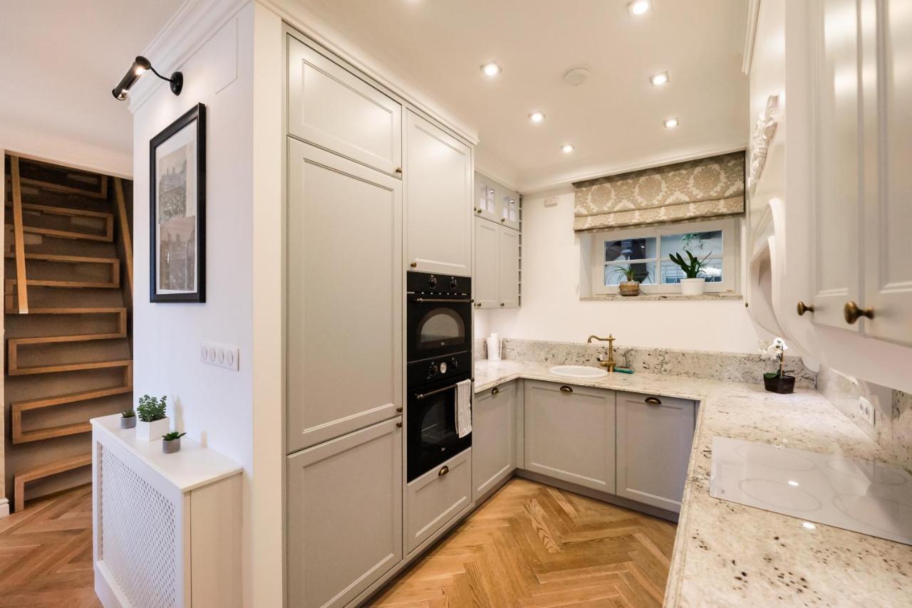 Lovely Apartment In The Heart Of Varsavia Esterno foto