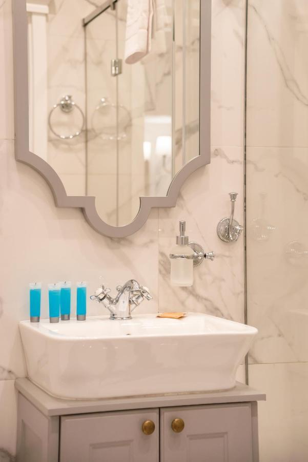 Lovely Apartment In The Heart Of Varsavia Esterno foto