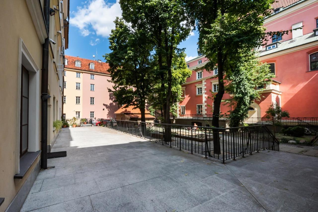 Lovely Apartment In The Heart Of Varsavia Esterno foto